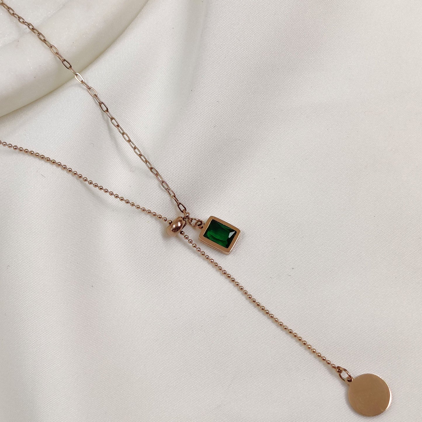 Emerald Cassie Necklace