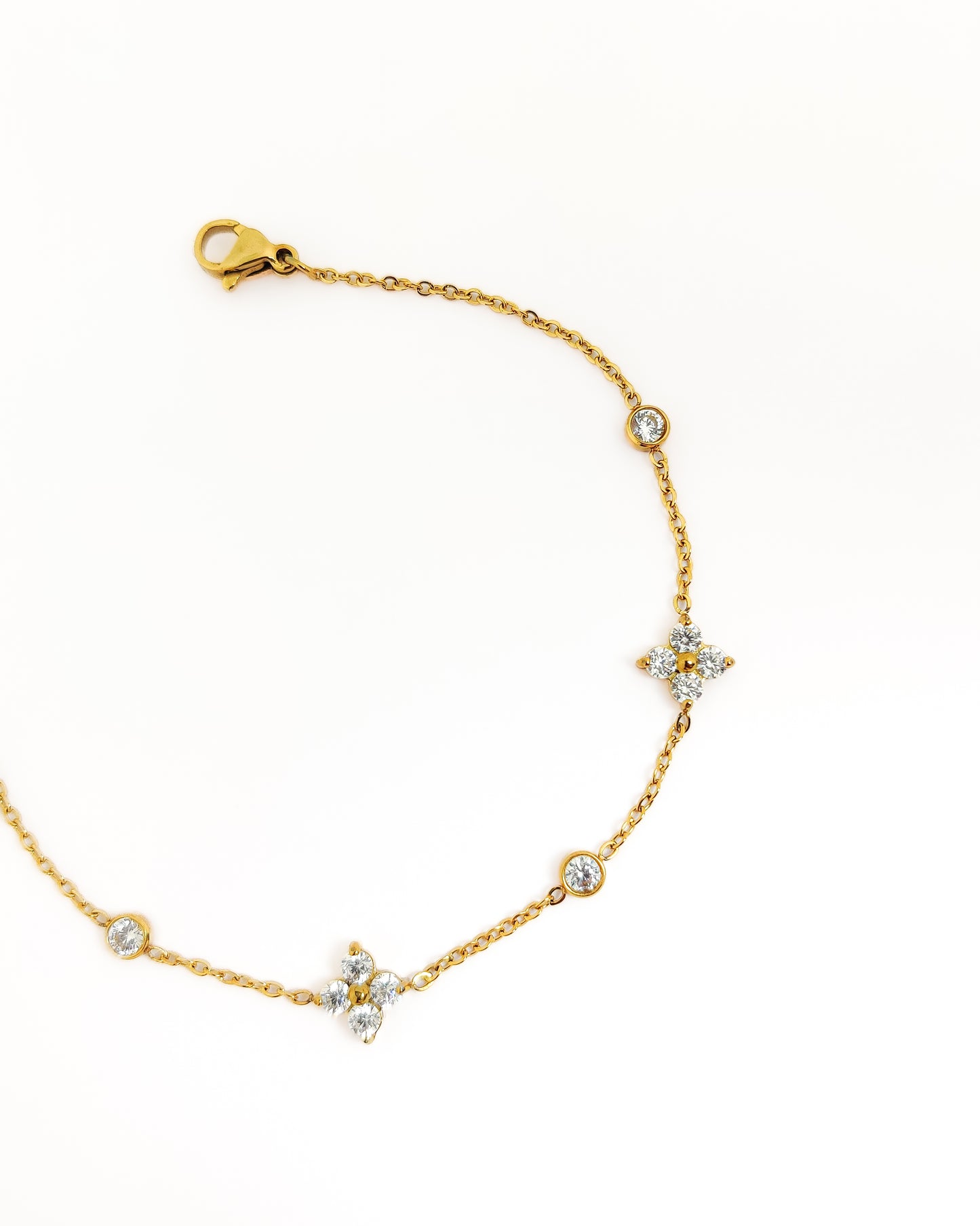 Dainty Floral Bracelet