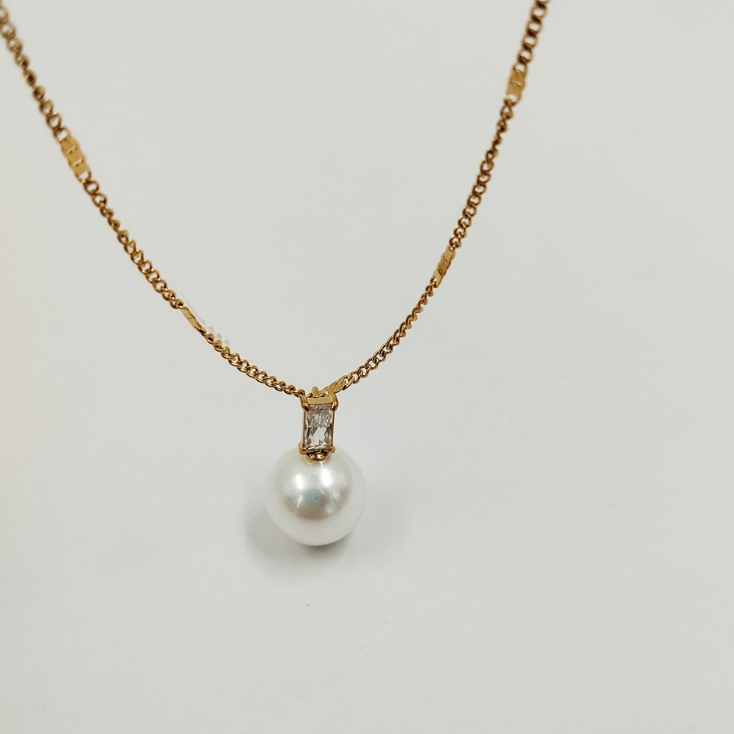 Lexi Pearl Necklace