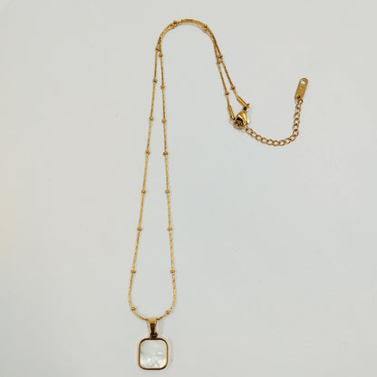 Kayla Necklace (White)