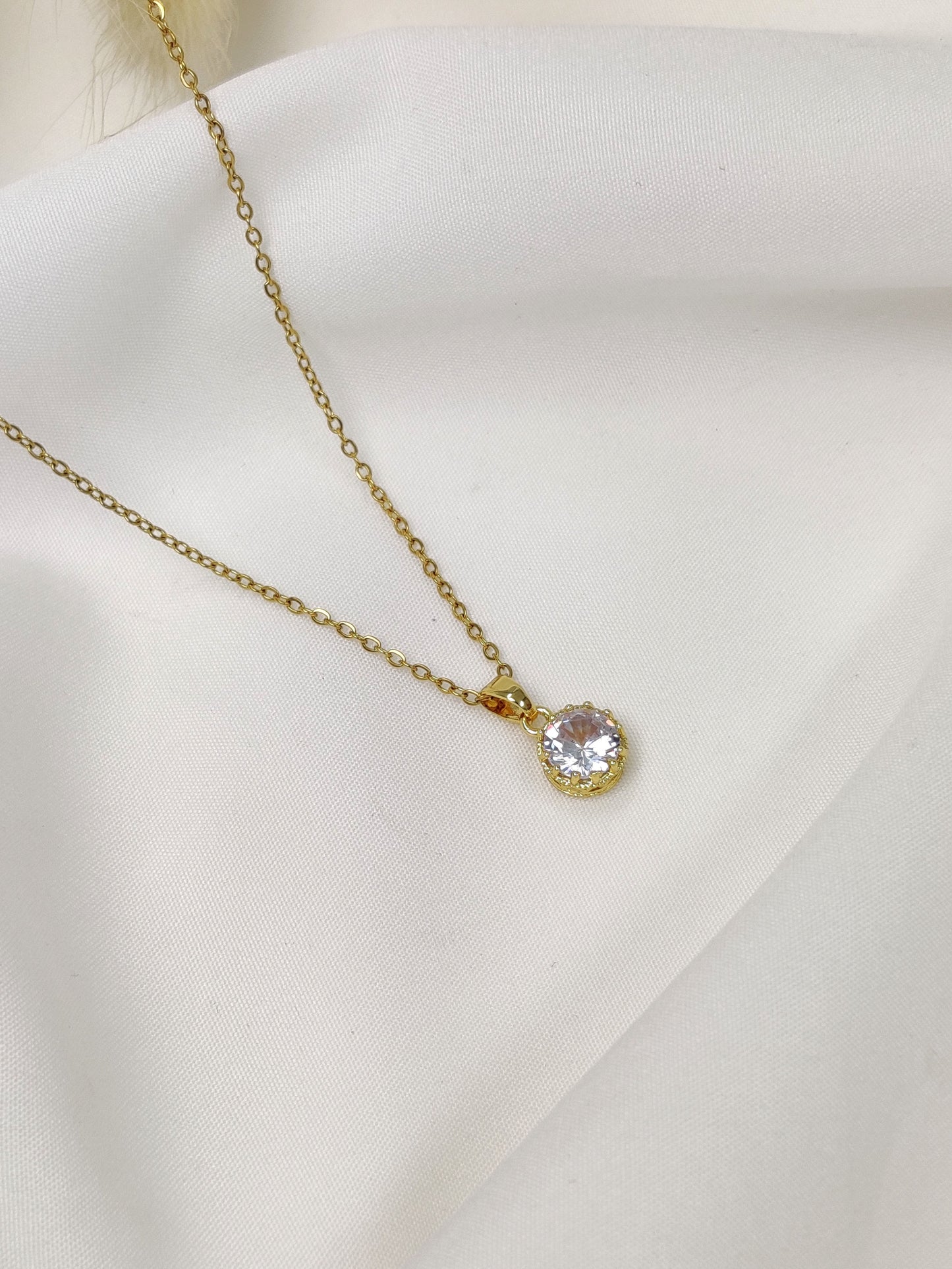 Carol Solitaire Necklace