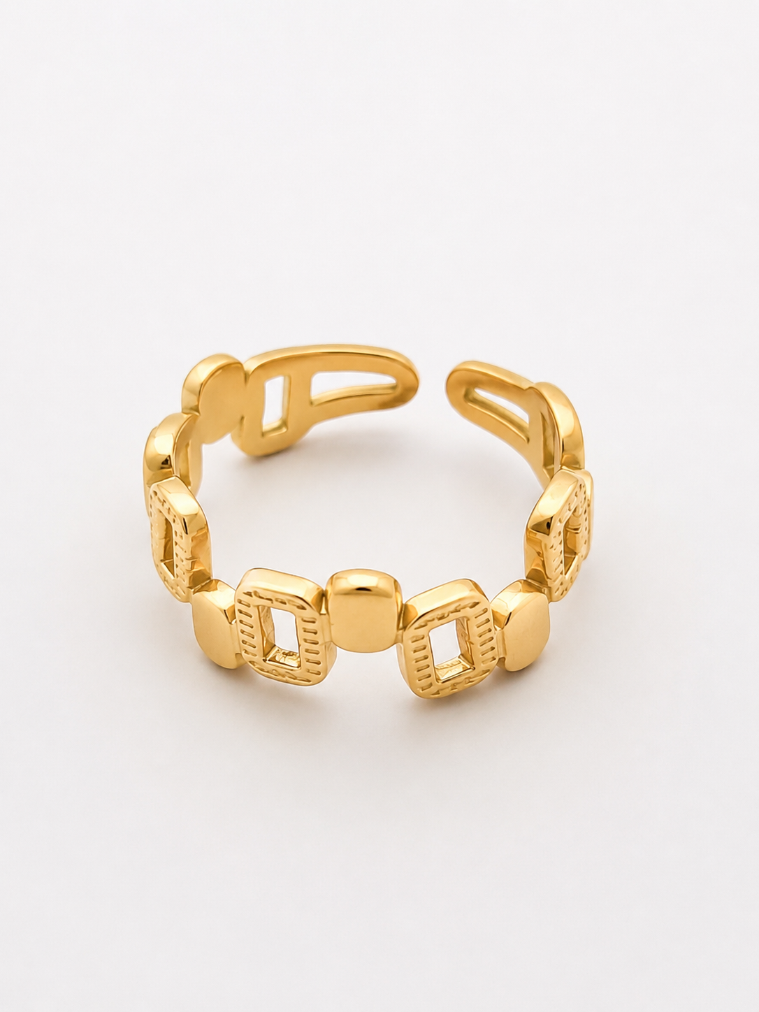 Vera Link Ring