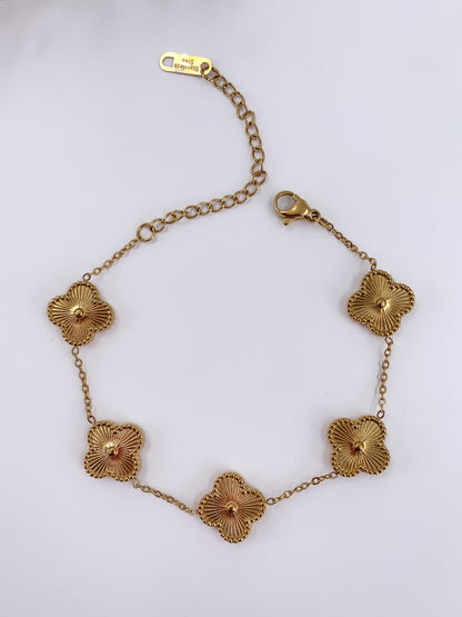 Golden Clover Bracelet