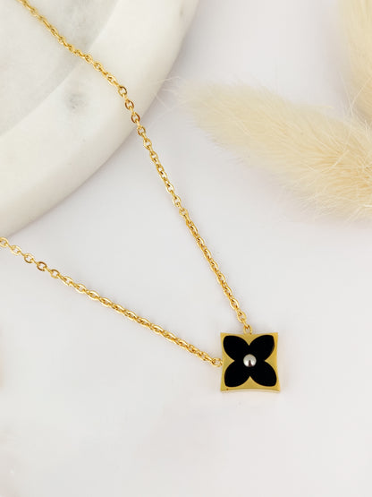 Black Bloom Necklace