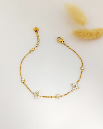 Dainty Floral Bracelet